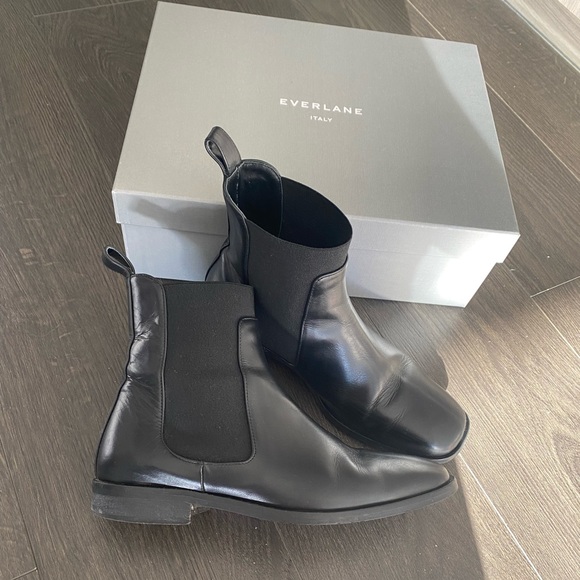 Everlane Square Toe Chelsea Boots - Picture 4 of 7